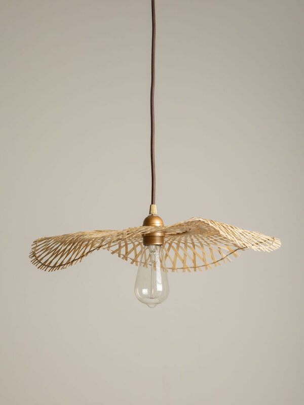 מנורת תקרה קש מעוצבת