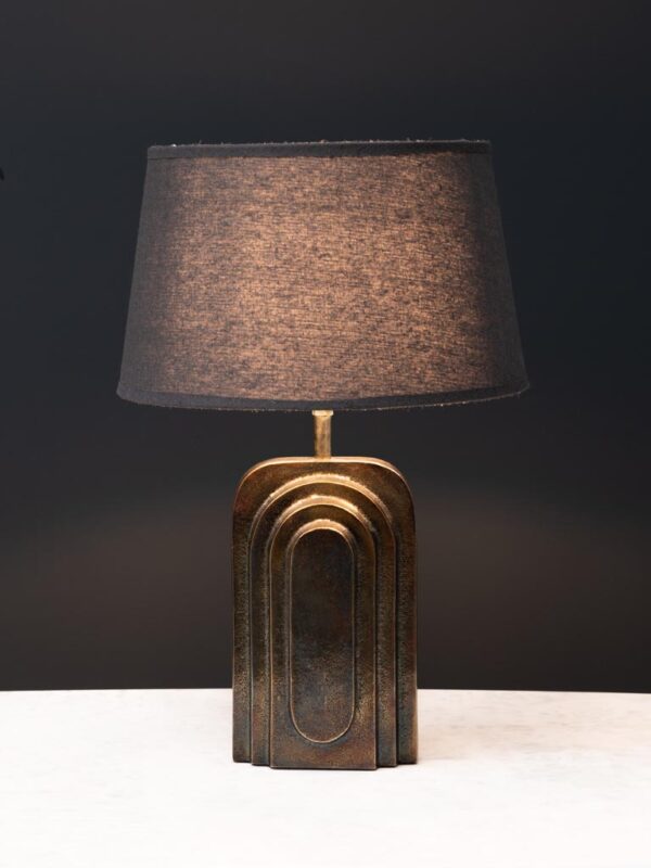 מנורת שולחן אוירה ארט דקו ברזל וטקסטיל