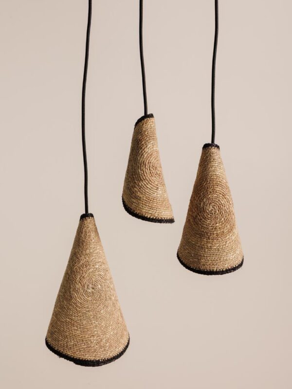 מנורת תליה יוטה טבעית