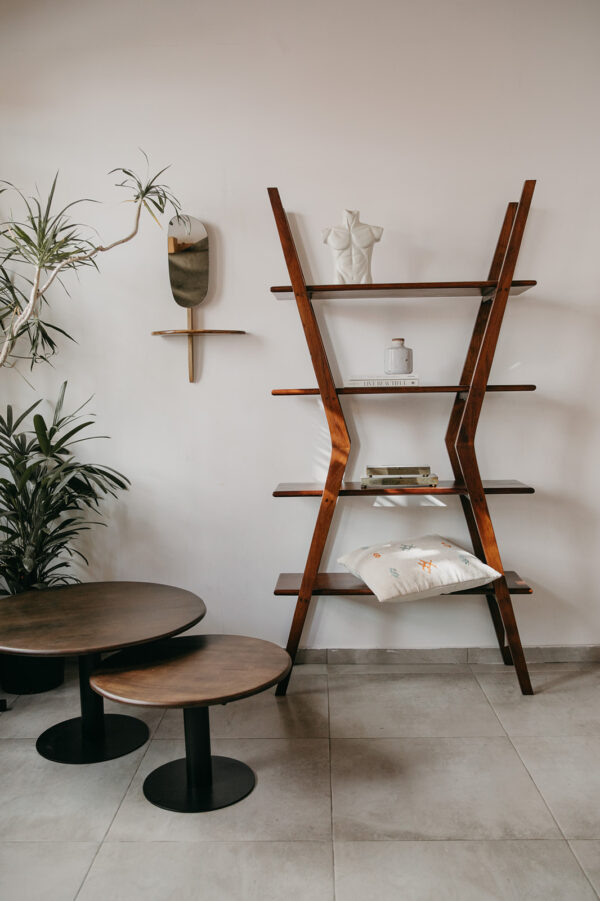 מדפים בסגנון רטרו