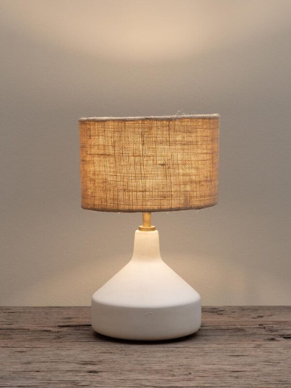 תאורת שולחן קרמיקה ואהיל כותנה